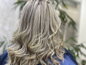 هزینه بلوند و بالیاژ موی بلند آبادان