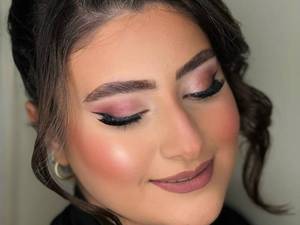 بهترین مرکز تخصصی میکاپ در انزلی