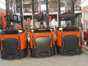 استاکر پلت فرم چهار و نیم متری دو تن وارداتی