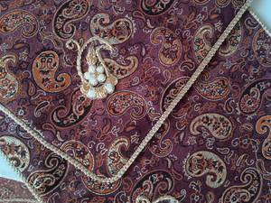 عسلی سرمه دوزی شده بته جقه کوچک