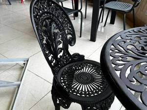 قیمت صندلی آلومینیومی مدل طاووسی لاهیجان