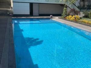 طراحی استخر پشت بام مدرن در رشت