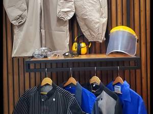 فروش انواع لباس کار صنعتی در ارومیه