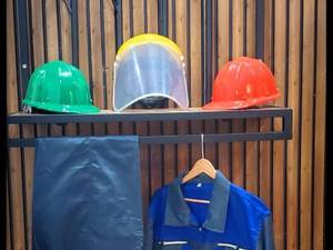 تولیدی لباس کار ارزان در ارومیه