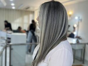 خدمات بالیاژ و رنگ حرفه‌ای در ساری