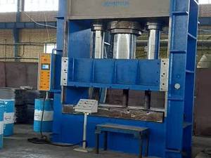 سازنده پرس هیدرولیک ۳ جک ۱۰۰۰ تن اصفهان