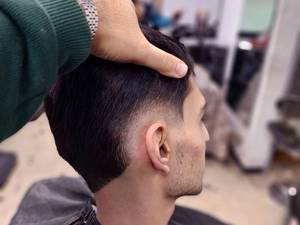 آموزش آرایشگری مردانه با مدرک معتبر در تهران