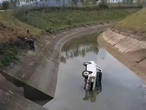 یدک کش شبانه روزی انزلی