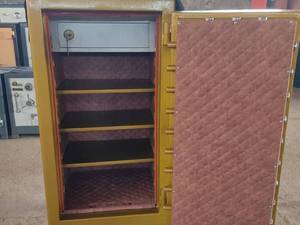 گاوصندوق سایروس 750 بلند در ارومیه