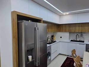 اجرای کابینت مدرن سفید مات در خمینی شهر