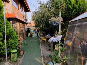 رستوران و کافی‌شاپ کنار جاده سقالکسار