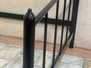 تولید کننده کفی فلزی پایه دار 