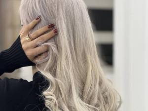 بهترین آرایشگاه رنگ مو در ساری