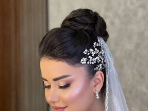 میکاپ عروس لایت در صومعه سرا