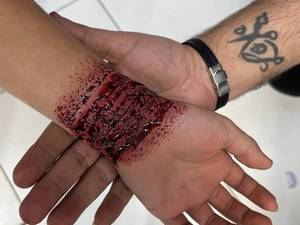 آموزش گریم زخم به صورت حرفه ای در شهر قدس