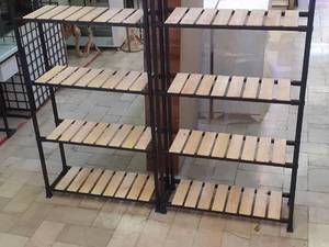 خرید دکور لباس فروشی چوب و فلز در بهارستان