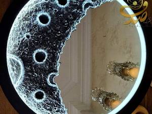 آینه دکوراتیو طرح ماه برجسته