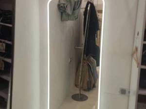 آینه نئونی مدل باتیس