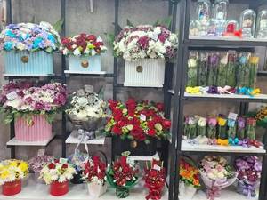 خرید اینترنتی انواع جعبه گل کادویی، باکس گل تولد و ترحیم