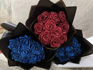 خرید و قیمت دسته گل رز ۱۰ شاخه