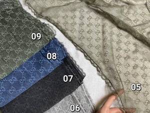 خرید شال مجلسی دور خامه‌دوزی حریر