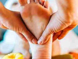 ماساژ رفلکسولوژی