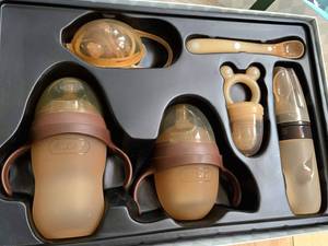 سرویس غذاخوری نوزاد هفت تیکه برند آلگو موم عسلی در دزفول