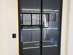 درب دکوفیکس یا درب فریم‌لس کدام بهتر است