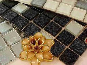 طرح کاشی شیشه ایی