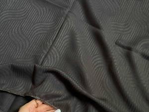 روسری نخی ساده قواره ۱۳۰ با حاشیه زری‌دوزی و ایستایی مناسب