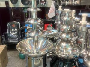 آبشار شکلات مناسب پذیرایی و مهمانی