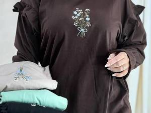 بلوز پنبه آستین چین‌دار با گلدوزی
