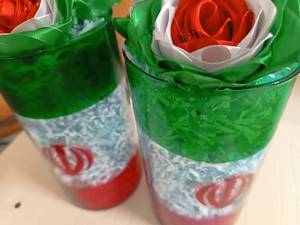 پرچم جمهوری اسلامی ایران با نشان رسمی و ۲۲ الله‌اکبر