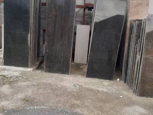سنگ سبز ۴ سانتی‌متری مناسب آزمایشگاه و سنگ مزار در رشت