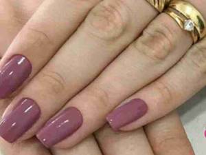 ناخن کاری حرفه ای