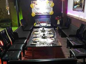 سرو غذاهای سنتی و مدرن کافه بارانا