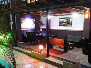 نمایی از محیط کافه رستوران بارانا