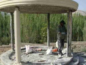 ساخت آلاچیق بتنی در غرب