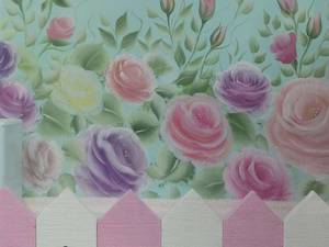 نقاشی وانستروک روی دیوار در اصفهان