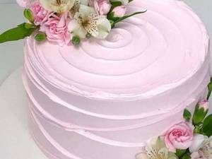 سفارش کیک خامه ای