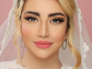 میکاپ خطی شاین در سالن زیبایی زمانی