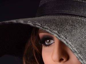 انجام مکاپ عربی و فشن در رشت