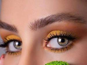 میکاپ تابستانی به رنگ گرم ۳