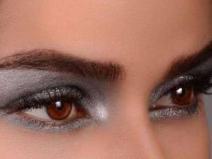 میکاپ به سبک قدیم در انزلی