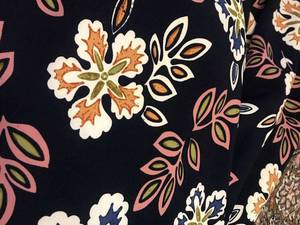 پارچه سرای قدرتی در تهران