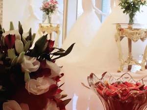 مزون لباس عروس ققنوس