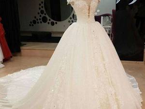 طراحی ،دوخت، فروش و اجاره لباس عروس در کرمانشاه