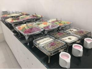 مخلفات میز شام عروسی