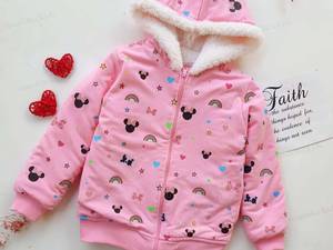 کاپشن دخترونه داخل خزدار در گیلان