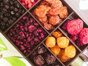 انواع ترشک و لواشک با طعم عالی در تبریز